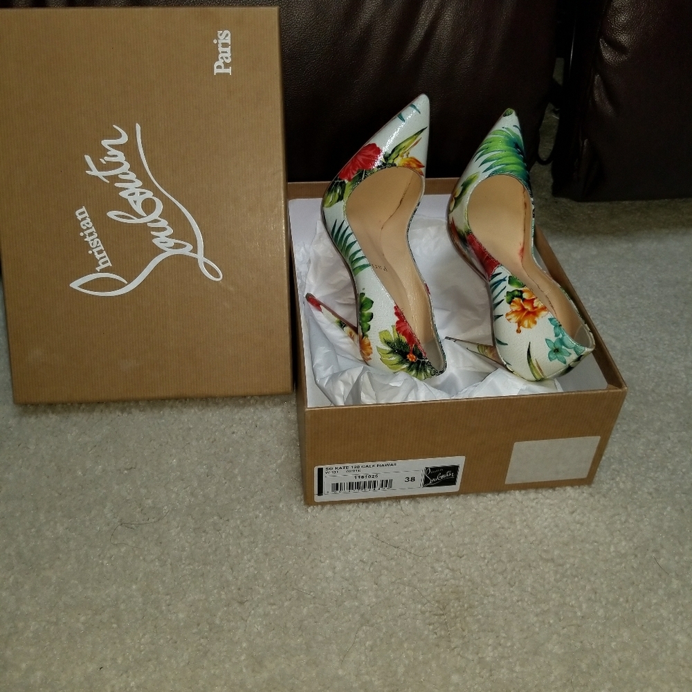 Authentic Christian Louboutin So Kate Calf Hawaii